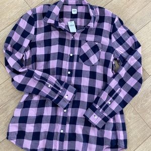GAP button down shirt Medium